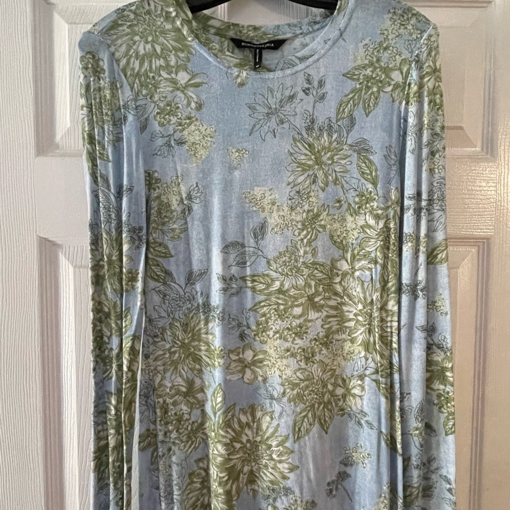 BCBGMaxazria Floral Tunic Top Size Medium